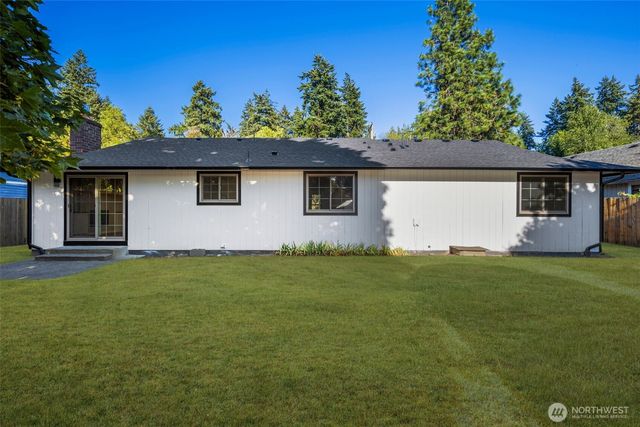 8034 S Alaska Street, Tacoma, WA 98408