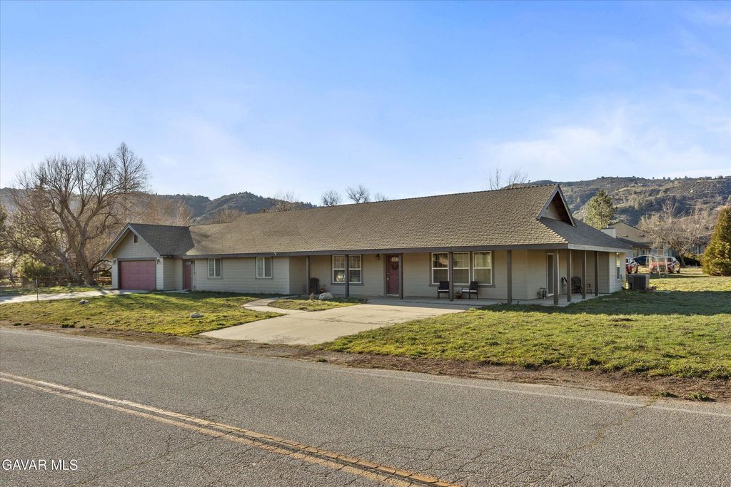 30150 Jamaica Dunes Drive, Tehachapi, CA 93561