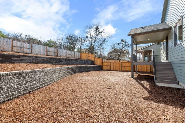 671 Old Waverly Way 21, Eagle Point, OR 97524