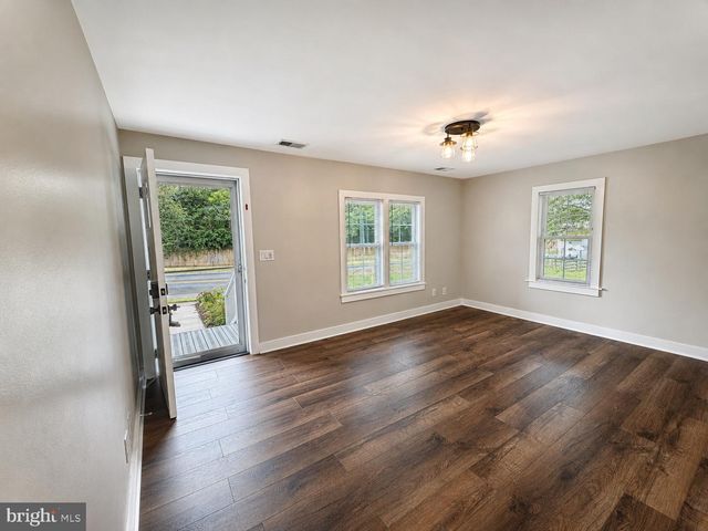 3107 MEMORIAL ST, Alexandria, VA 22306