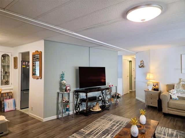 3221 SUMAC TERRACE, Sarasota, FL 34237