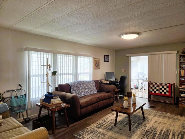 3221 SUMAC TERRACE, Sarasota, FL 34237