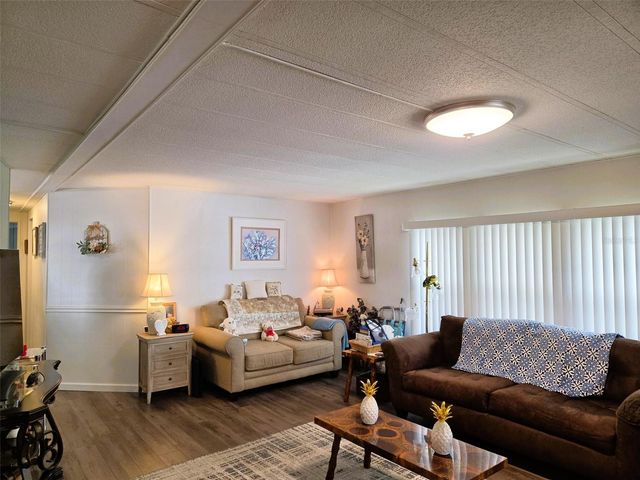 3221 SUMAC TERRACE, Sarasota, FL 34237