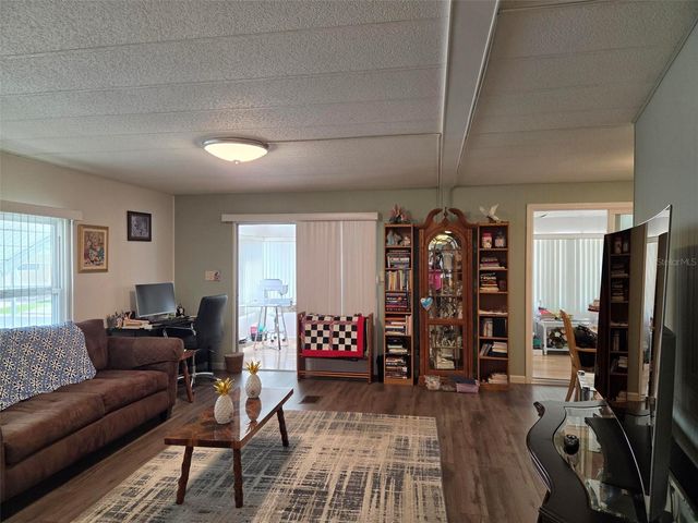 3221 SUMAC TERRACE, Sarasota, FL 34237