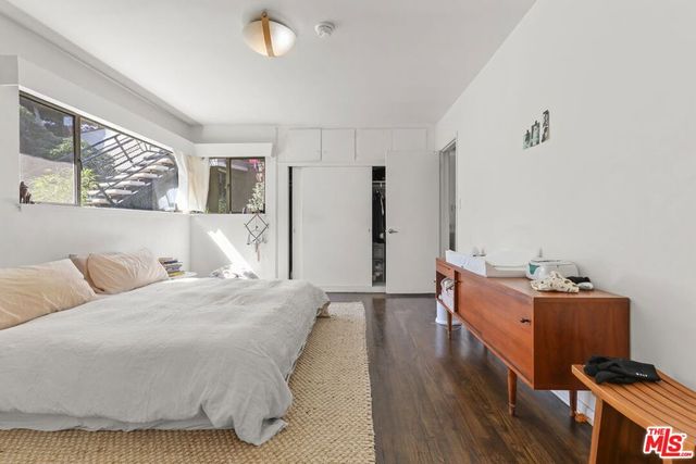 3765 Arbolada Road, Los Angeles, CA 90027