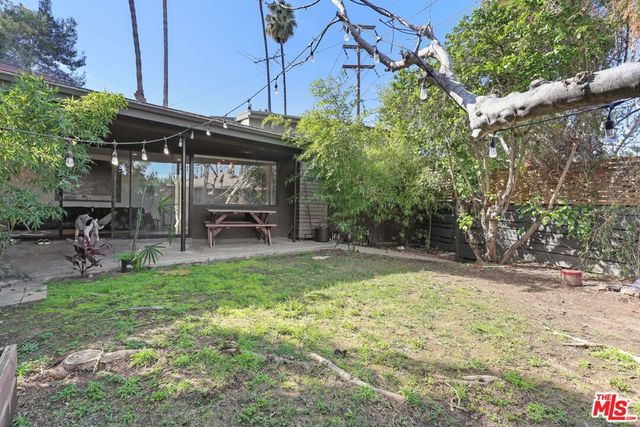 3765 Arbolada Road, Los Angeles, CA 90027