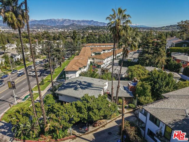 3765 Arbolada Road, Los Angeles, CA 90027