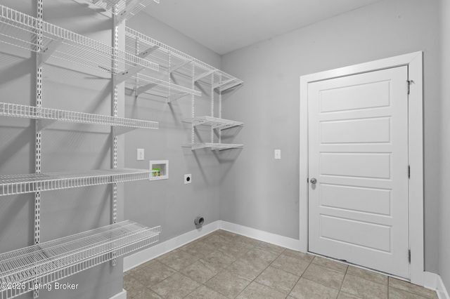 182 Washington Commons Dr, Mt Washington, KY 40047