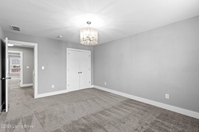 182 Washington Commons Dr, Mt Washington, KY 40047