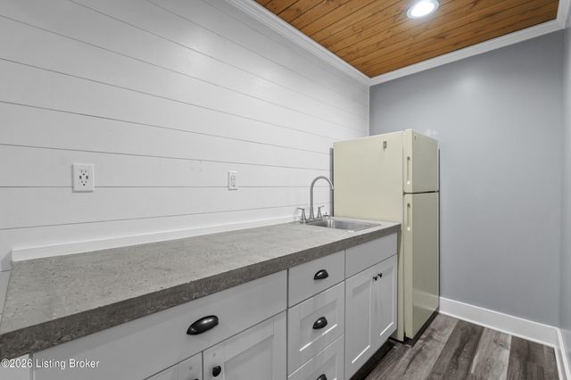 182 Washington Commons Dr, Mt Washington, KY 40047