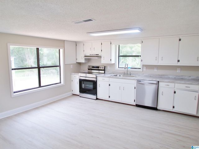 1905 ASHLAND HIGHWAY, Talladega, AL 35160