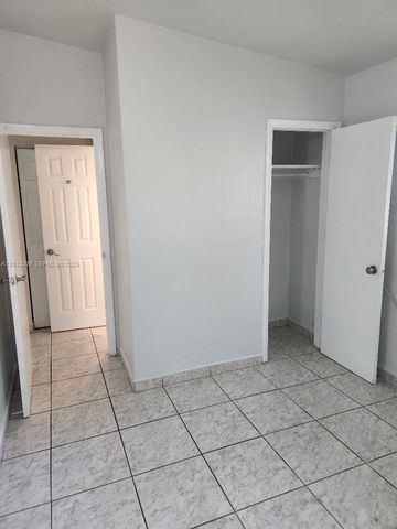 1261 NW 24th St 2, Miami, FL 33142