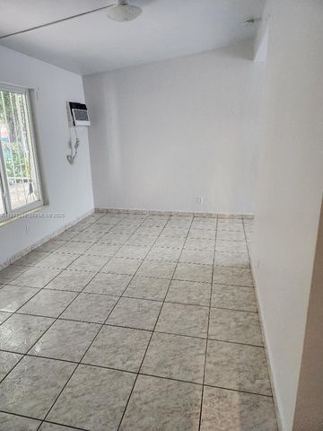 1261 NW 24th St 2, Miami, FL 33142