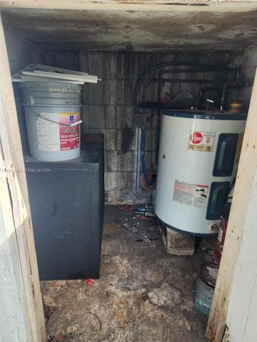 1261 NW 24th St 2, Miami, FL 33142