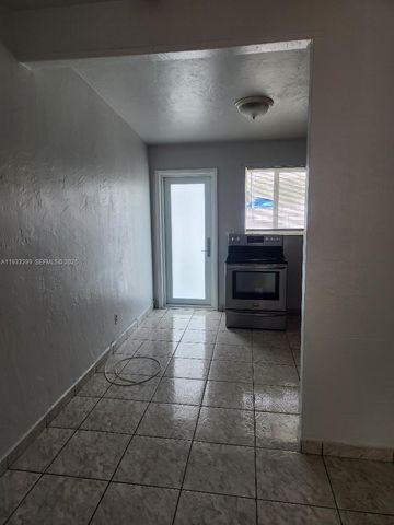 1261 NW 24th St 2, Miami, FL 33142