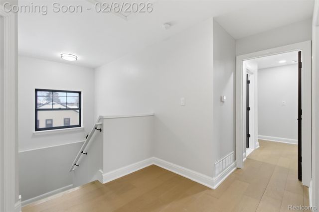 23708 E Lexington Avenue E, Eastpointe, MI 48021