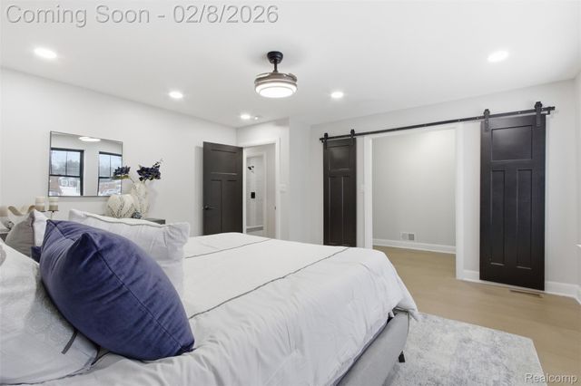 23708 E Lexington Avenue E, Eastpointe, MI 48021