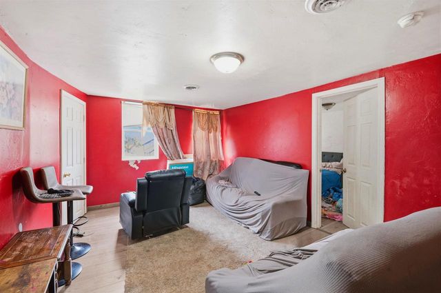 1217 ST CLAIR STREET, Green Bay, WI 54301