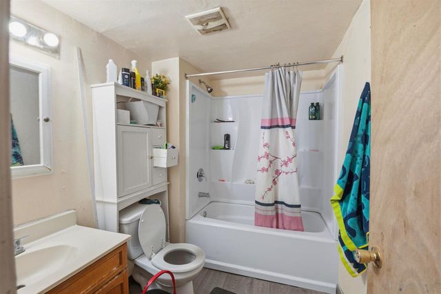 1217 ST CLAIR STREET, Green Bay, WI 54301