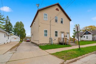 1217 ST CLAIR STREET, Green Bay, WI 54301