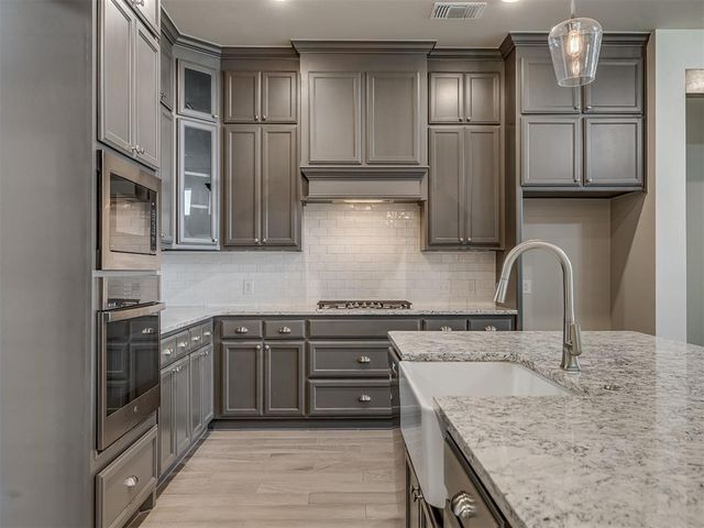 2253 NW 187th Terrace, Edmond, OK 73012