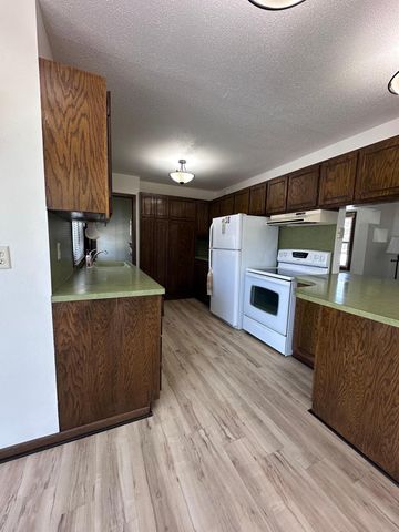 9130 Columbus Avenue S, Bloomington, MN 55420