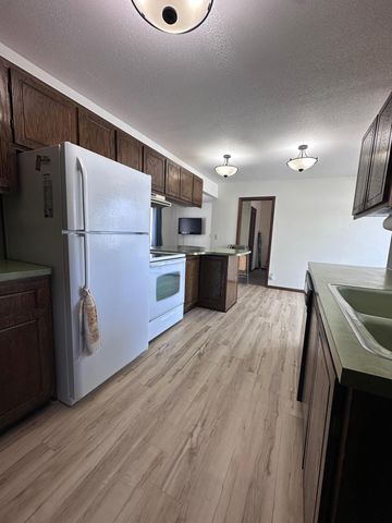 9130 Columbus Avenue S, Bloomington, MN 55420