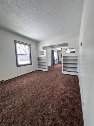 9130 Columbus Avenue S, Bloomington, MN 55420