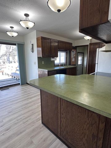 9130 Columbus Avenue S, Bloomington, MN 55420