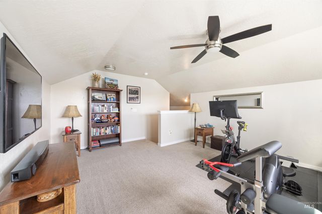 4202 W Peak Cloud Dr, Meridian, ID 83642