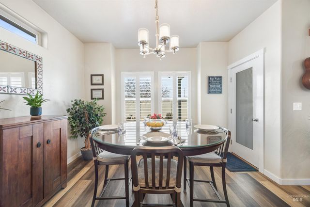 4202 W Peak Cloud Dr, Meridian, ID 83642