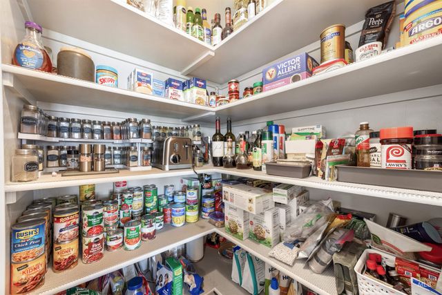 4202 W Peak Cloud Dr, Meridian, ID 83642