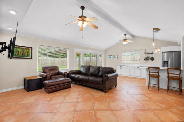 16119 La Avenida Drive, Houston, TX 77062