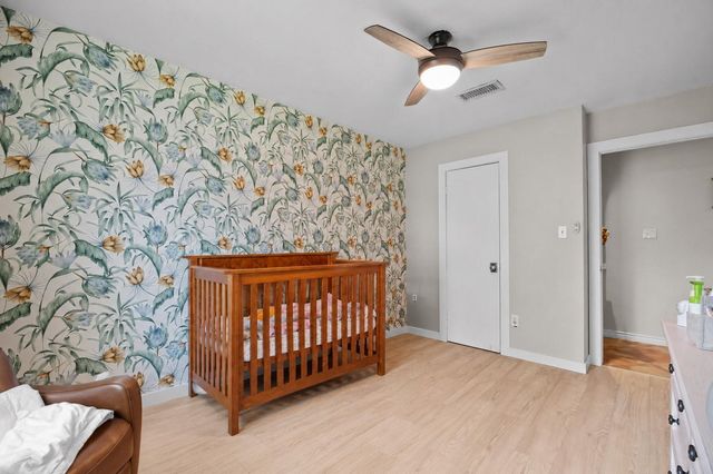 16119 La Avenida Drive, Houston, TX 77062
