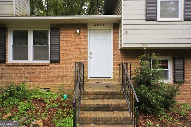 4635 Hamlet Walk SE, Conyers, GA 30094