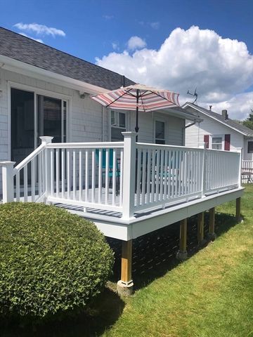 6 Weston Street, Hull, MA 02045