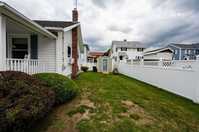 6 Weston Street, Hull, MA 02045