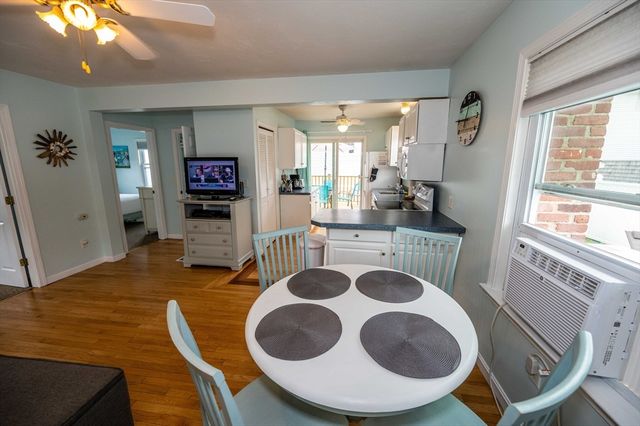 6 Weston Street, Hull, MA 02045