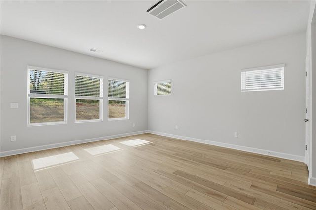 961 Penfold Point, Wellford, SC 29385