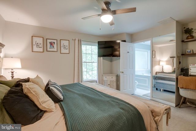 3 GRANDIE LN, Boston, VA 22713