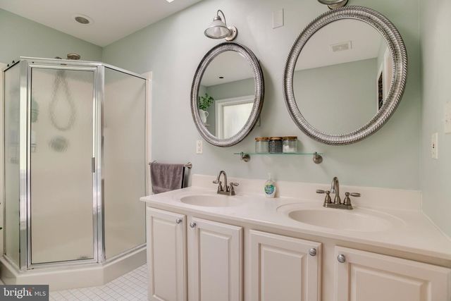 3 GRANDIE LN, Boston, VA 22713