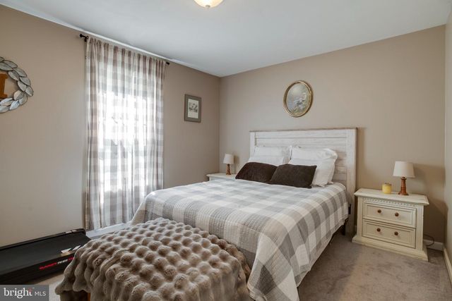 3 GRANDIE LN, Boston, VA 22713