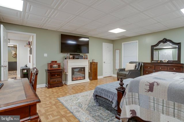 3 GRANDIE LN, Boston, VA 22713