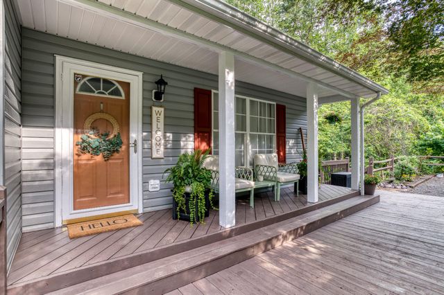 3 GRANDIE LN, Boston, VA 22713