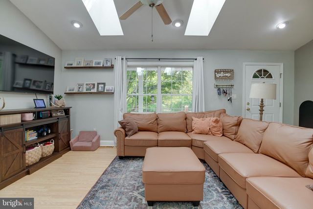 3 GRANDIE LN, Boston, VA 22713