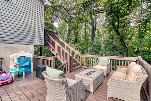 3 GRANDIE LN, Boston, VA 22713