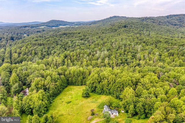 3 GRANDIE LN, Boston, VA 22713