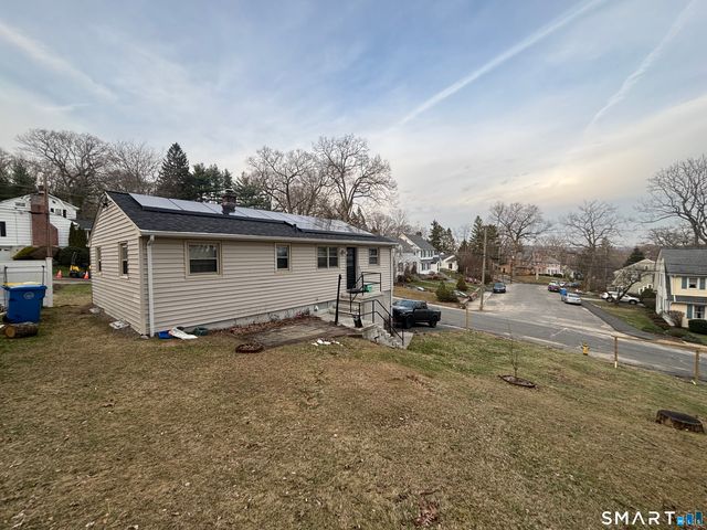 117 Arden Road, Waterbury, CT 06708