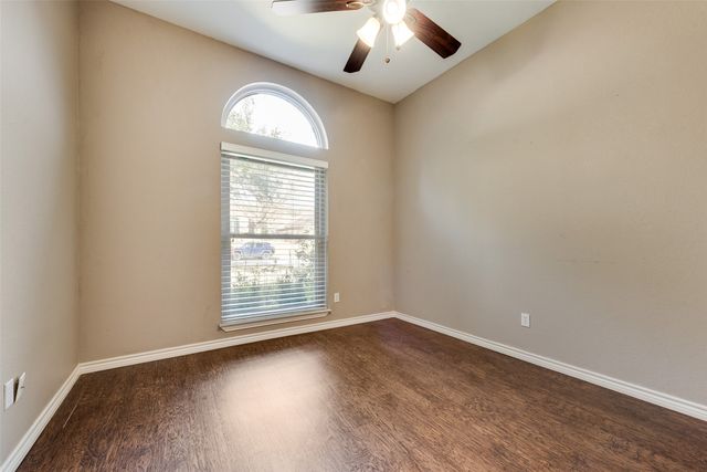 405 Arbor Lawn Drive, Burleson, TX 76028