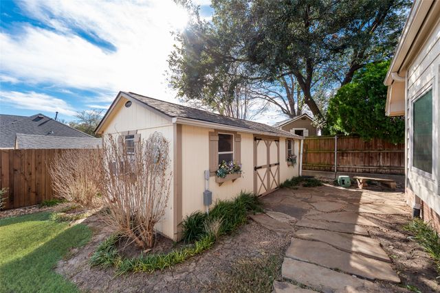 405 Arbor Lawn Drive, Burleson, TX 76028